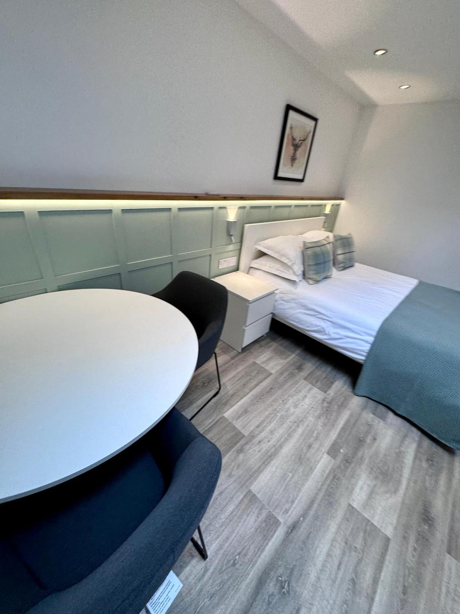 1 Sheraton Studios Fort William Exterior foto